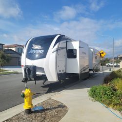 2021 Jayco RSTS 39' Travel Trailer