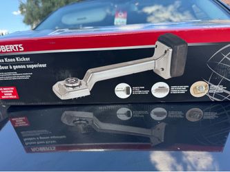 Roberts deluxe carpet knee kicker