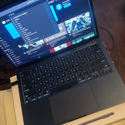 Mac Book Air M2 13 Inch