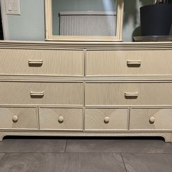 Used Condition – Vintage Coastal Dresser + Matching Mirror – 6 Drawers