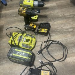 Ryobi  Dewalt Dril  For Sale Good Working Condition   With Charges 1vatery  40 V 