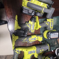Ryobi One+ Kit