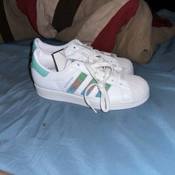 Adidas Mens 13 & Womans 6