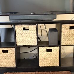 TV Stand / Storage Organizer with 5 Woven Baskets – Great Condition