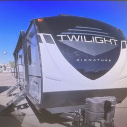 2021 TWILIGHT SIGNATURE 33ft Bunkroom