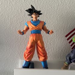 10 Inch Goku Figurine Dragon Ball Z 