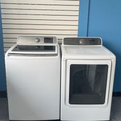 Washer And Dryer Extra Large Capacity. Both Works Perfectly. Like New .