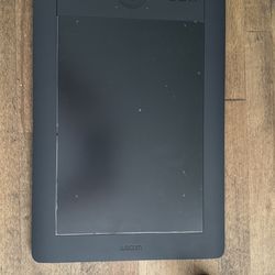 Wacom Intuos Pro Pen Tablet Medium PTH-651