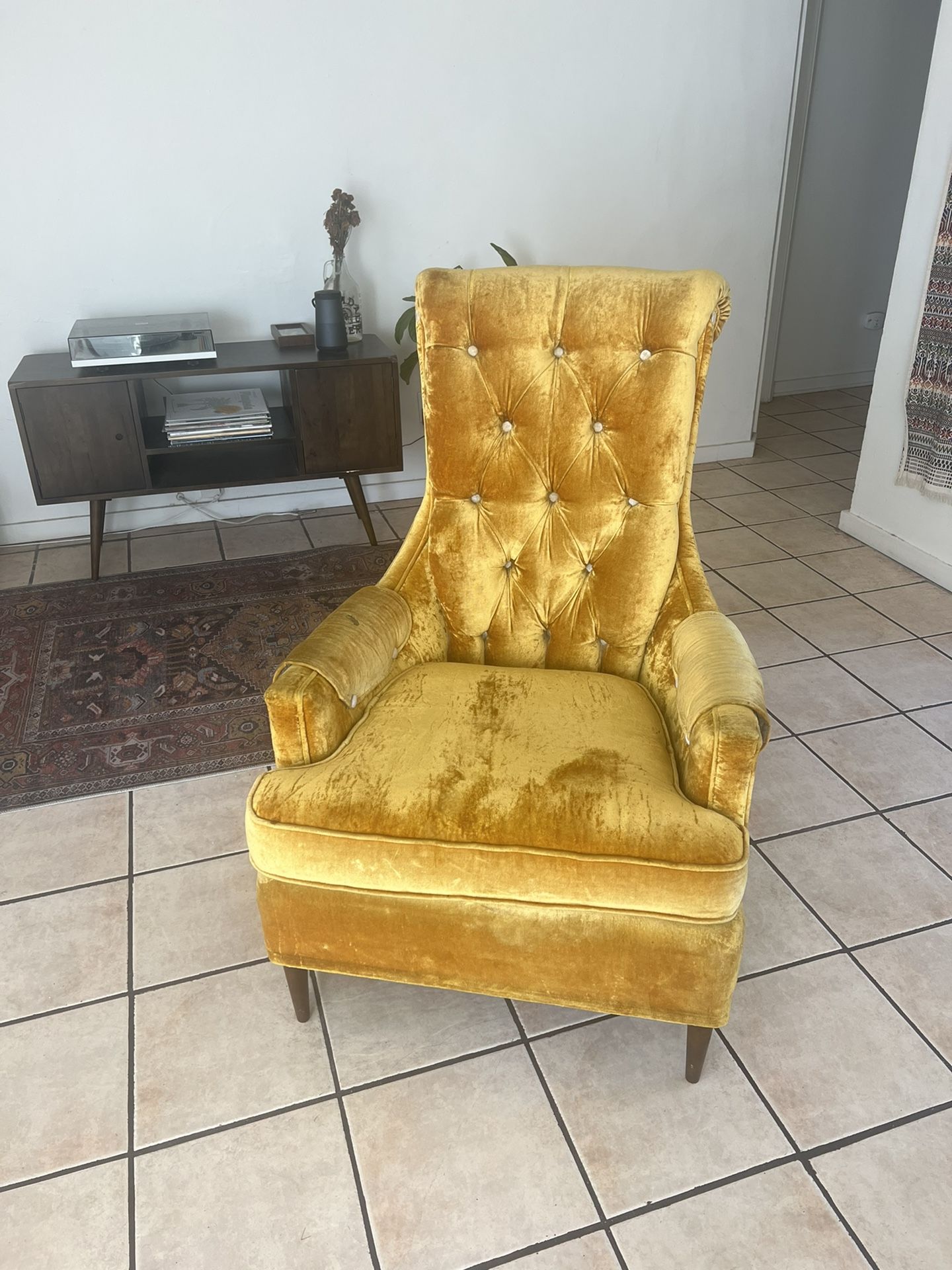 Vintage 1960’s Velvet chair Mustard Yellow