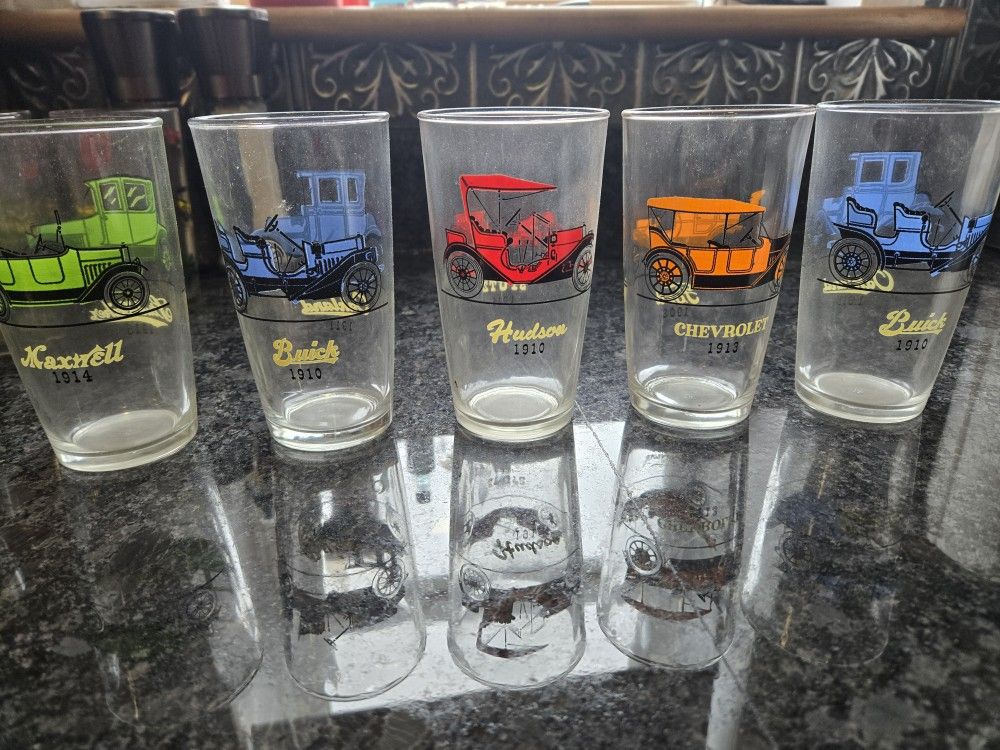 Vintage 50s-60s Antique Vehicle Glasses And Whisky Tumblers. 16 Total