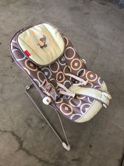 Baby bouncer / rocker soothing vibration