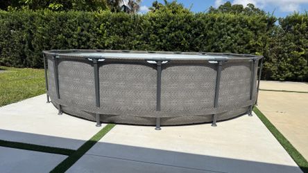 COLEMAN ABOVE THE GROUND POOL USED