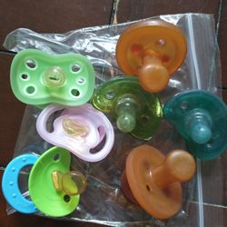 Pacifiers+ Brush Teether 