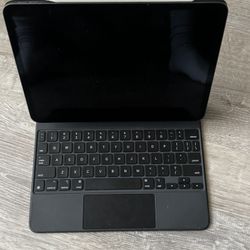 iPad Pro With Magic Keyboard And Apple Pencil