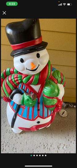 Large Frosty Blow mold Works 