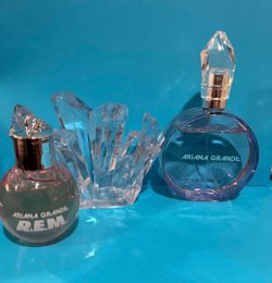 Ariana Grande perfume and body wash