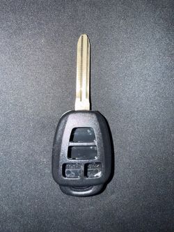 Key fob blank for toyota