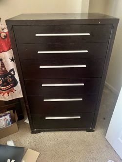 Free Solid dresser