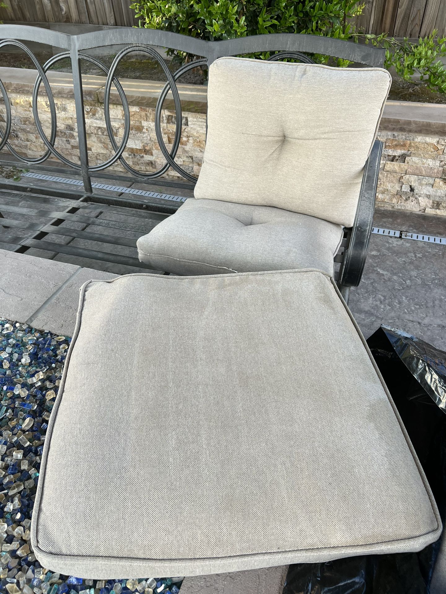 Patio Furniture Cushions for 16 Seats