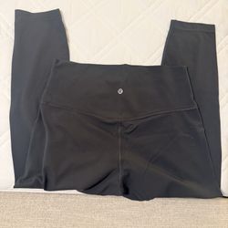 Black Lululemon Size 8 