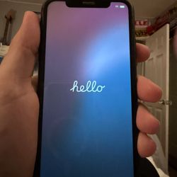 iPhone XR 64 GB Unlocked