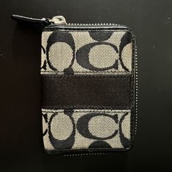 Coach Wallet - Small 