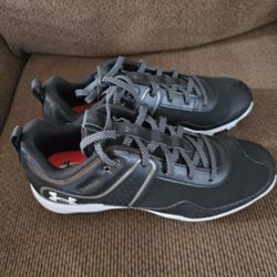 Men's Baseball Cleats
