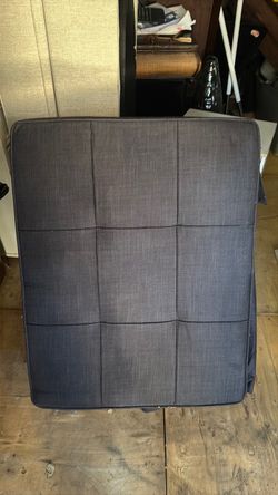 Ottoman/ Bed