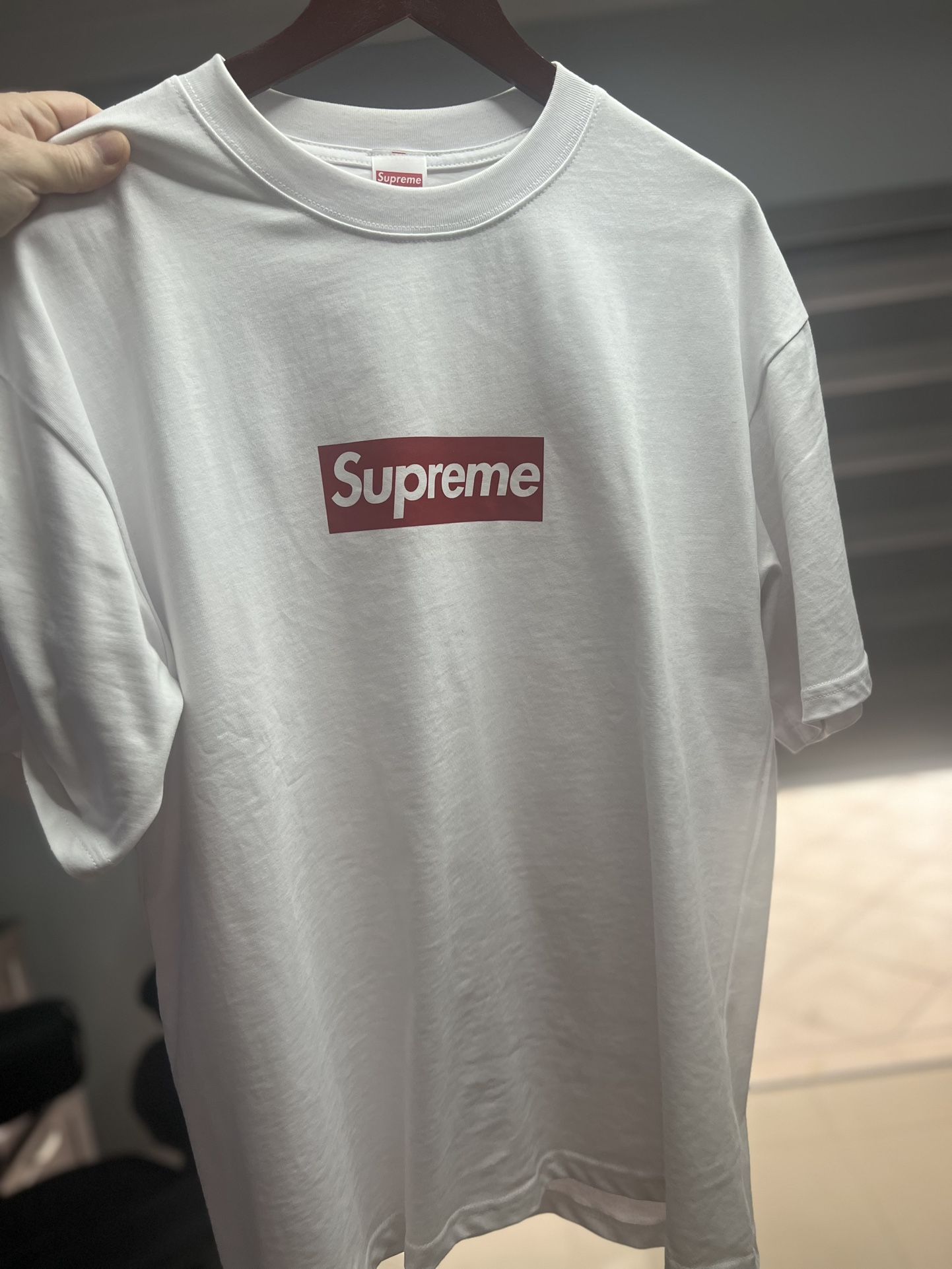 Supreme T-shirt