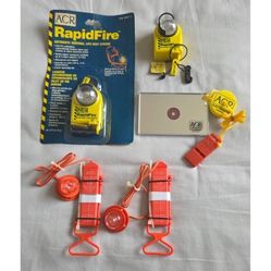 ACR Emergency Signaling Strobe Lights & Signal Mirror Combo Set