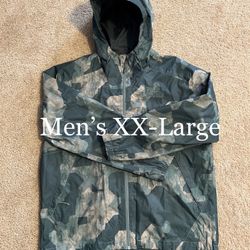 NORTH FACE / HyVent Tuff-Skin Coat WATERPROOF Jacket w/ Hood / Men's XX-Large 2XL XXL / Retails $120+Tax / Brand New w/o Tags! / Abstract Camo
