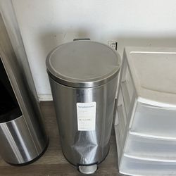 Trash Bin And Dressers 
