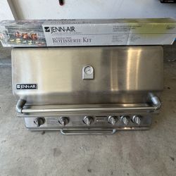 Jenn-Air Gas Grill