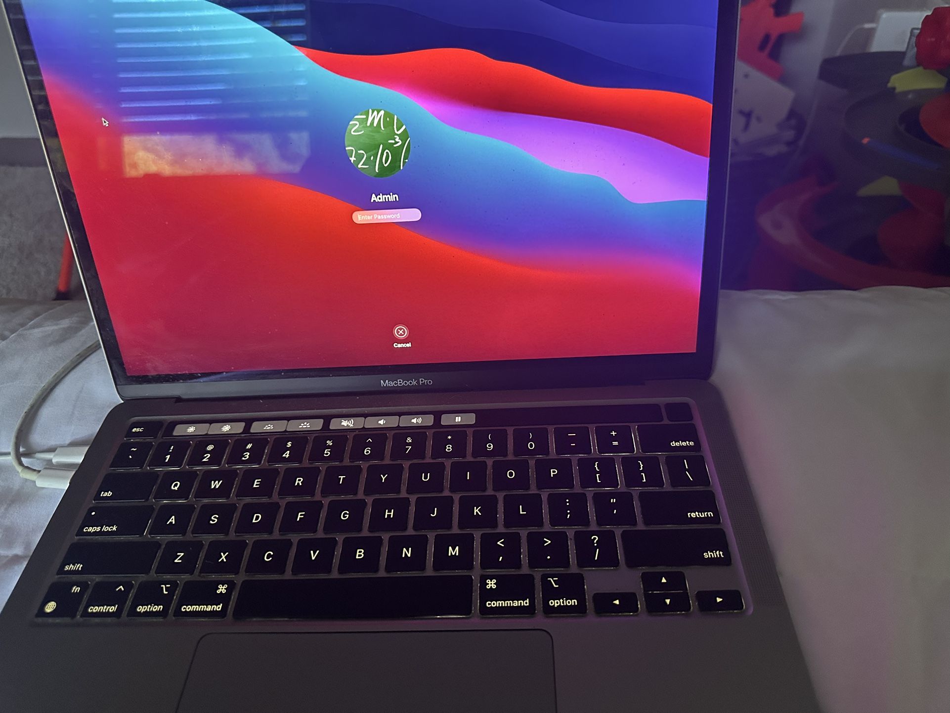 apple m1 mackbook pro 13 inch 2020