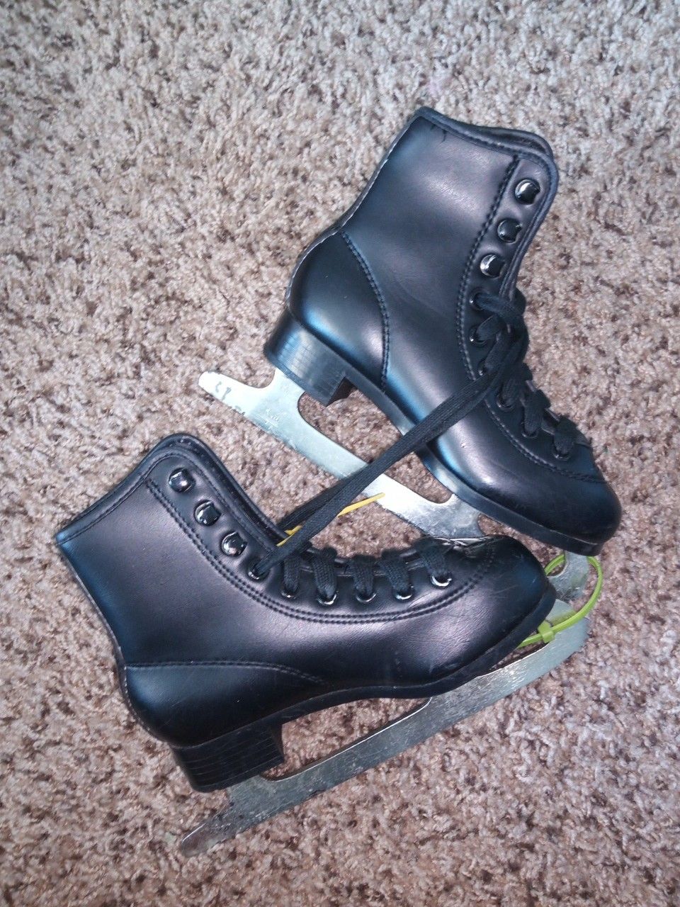 ice skates for kids