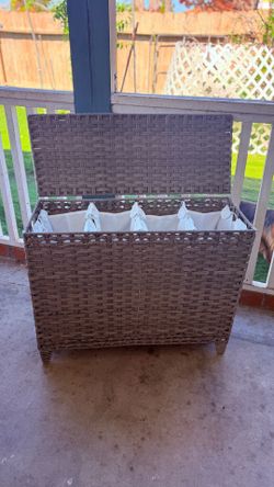 New!laundry hamper 4/1  measurement （H 26* L32*W 13）