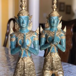 Teppanom Angels Kneeling Statues