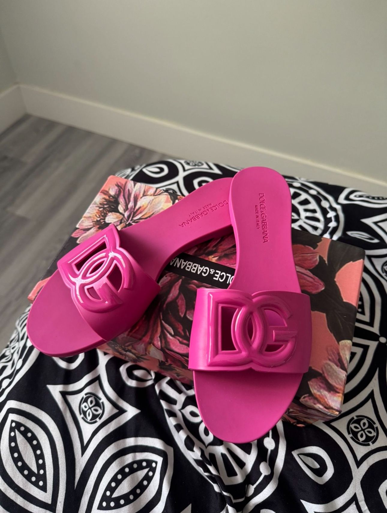 Hot Pink Dolce & Gabbana Slides