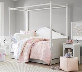 Pottery Barn Kids Blanket and Pillow Case