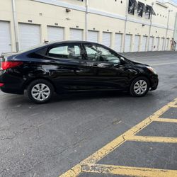 2017 Hyundai Accent