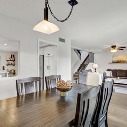 Kitchen Table and Chairs