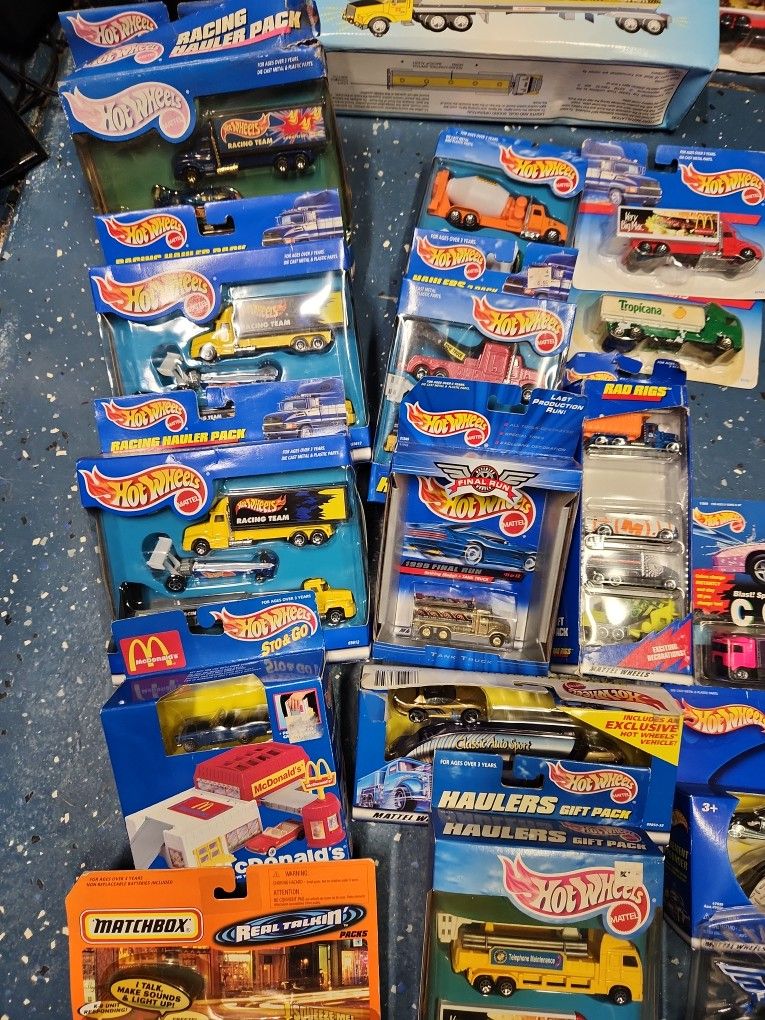 Lot Of 46 HOTWHEELS ( A Couple Are Matchbox) LONG HAULERS / RACING HAULERS/Rigs ( Priced At A Big Discount)!