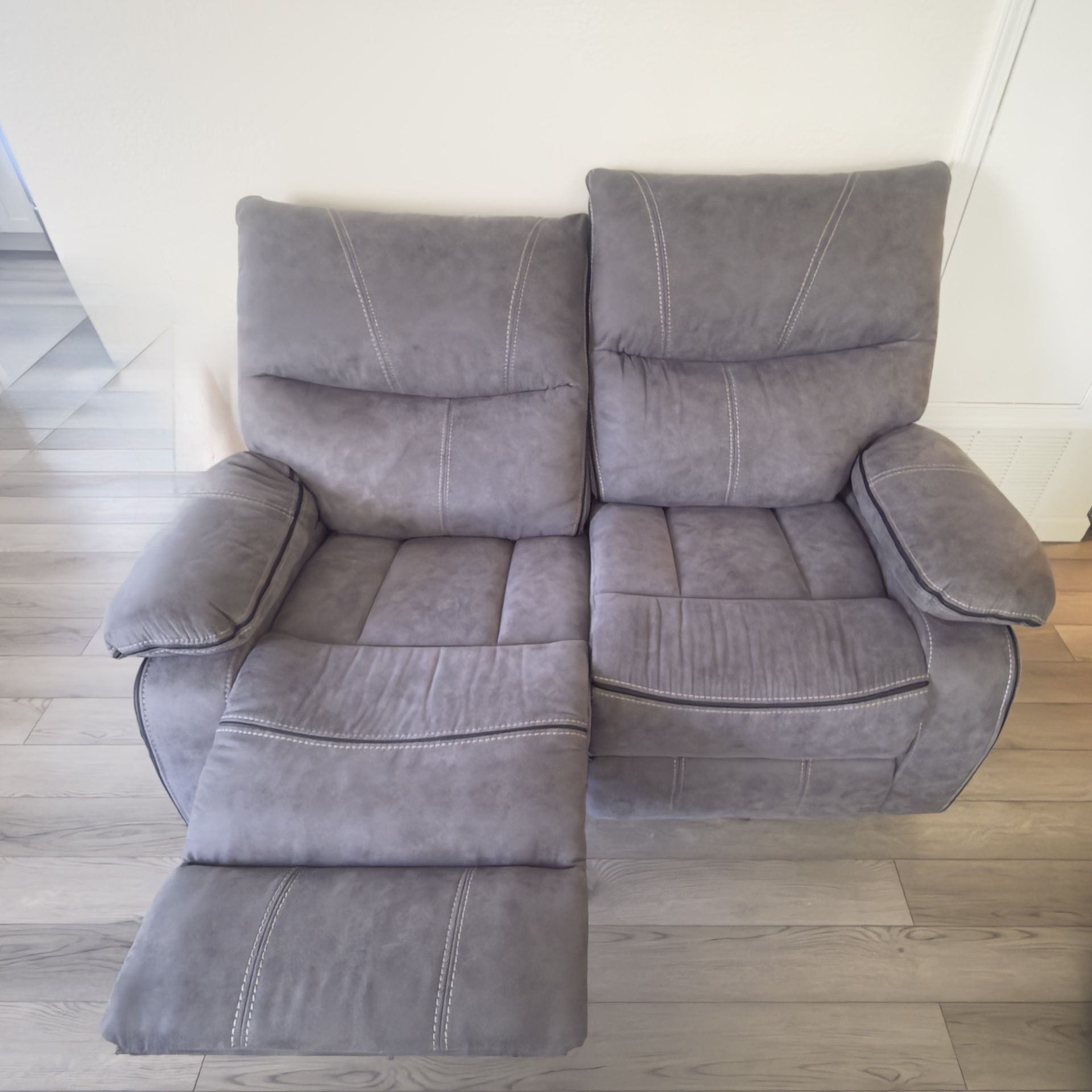 Sofá And Love Seat