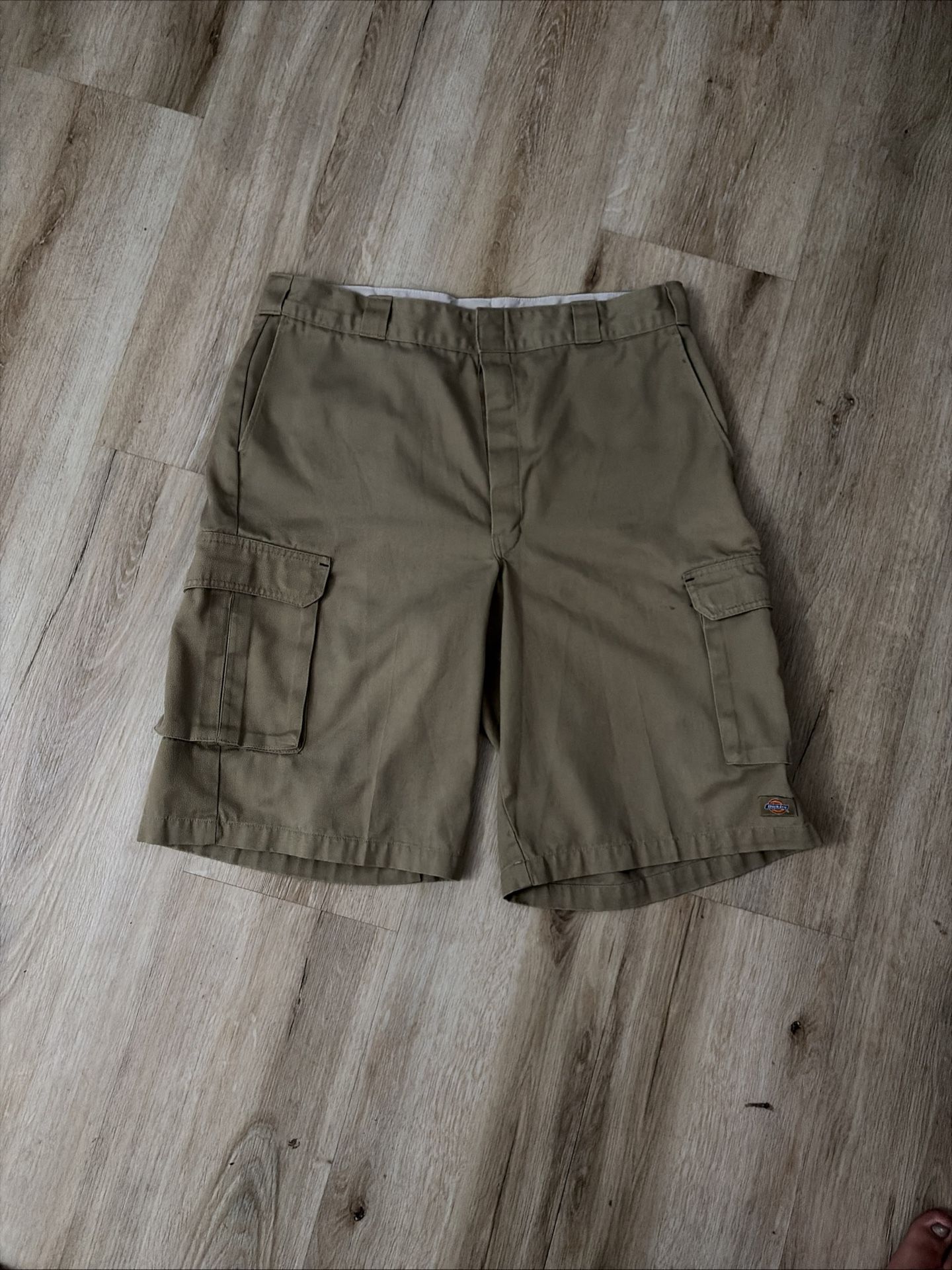 Dickies Men's Relaxed Fit Cargo Shorts Size 38