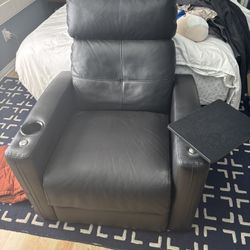Reclining Game Chair Great Shape 