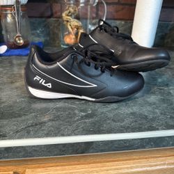 Women’s Fila Black Low-Top Sneakers