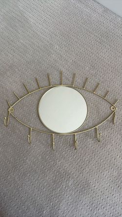 Mirror for Girl’s bedroom