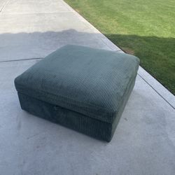 Ottoman With Storage 