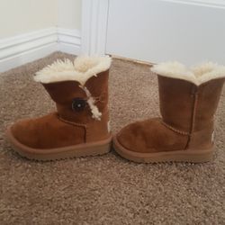 Classic Ugg Boots Toddler Size 7 Child