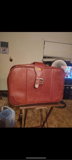Flying Time Leather Suitcase